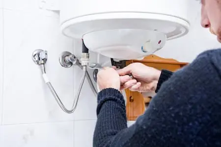 tankless-water-heaters-provide-unique-benefits